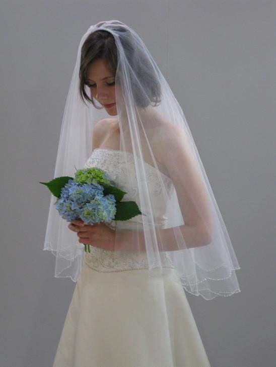 2-Tier Wedding Veil with Scalloped Beaded Edge –
