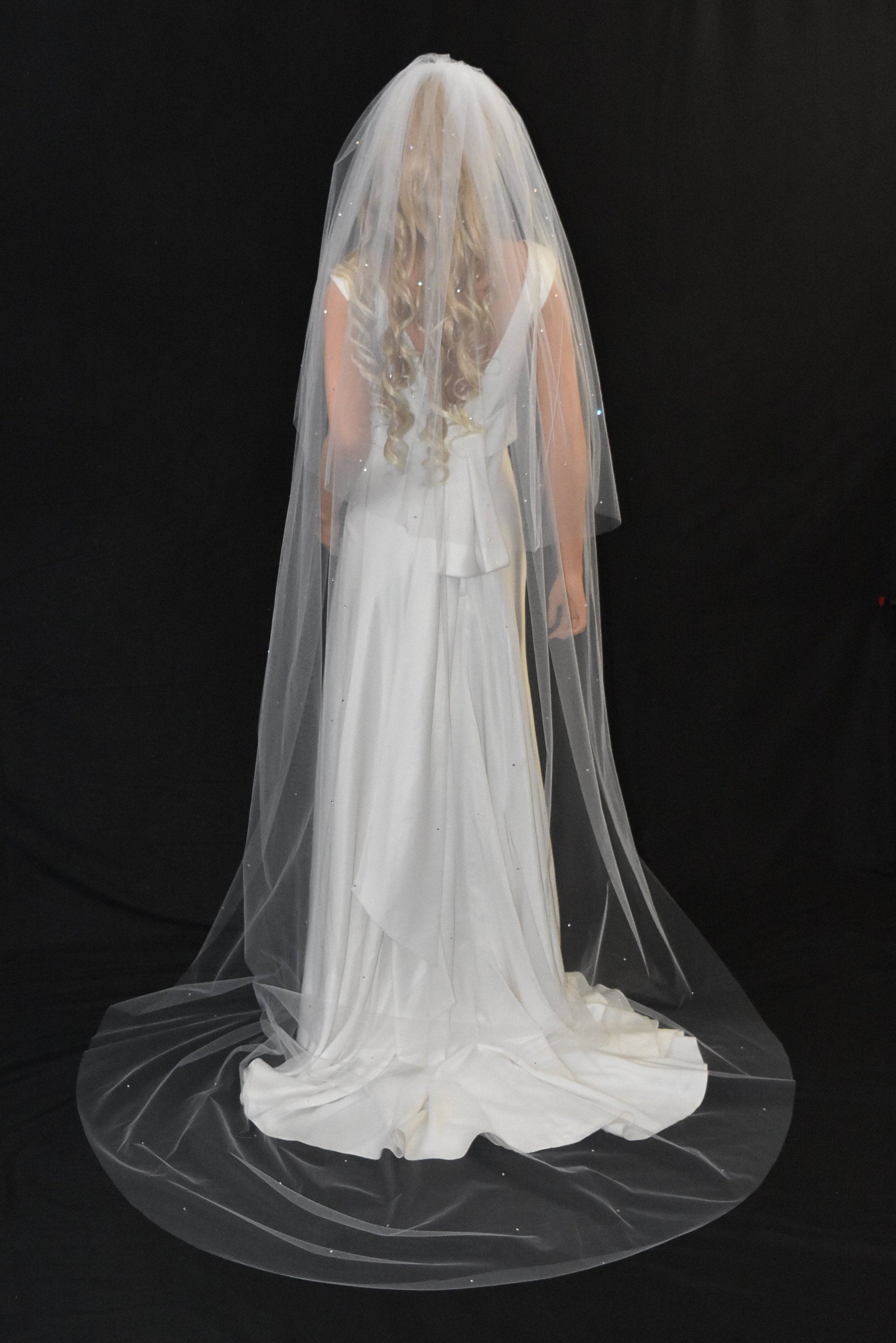 2-Tier Plain Veil __w/Blusher, w/Comb__ 60